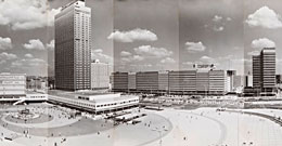 [Heinz Lieber, Panorama Alexanderplatz, Fotografie, 1972, © Rechtsnachfolger Heinz Lieber, Repro: Kai-Annett Becker]