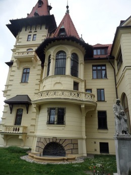 Casky Castel, Bratislava