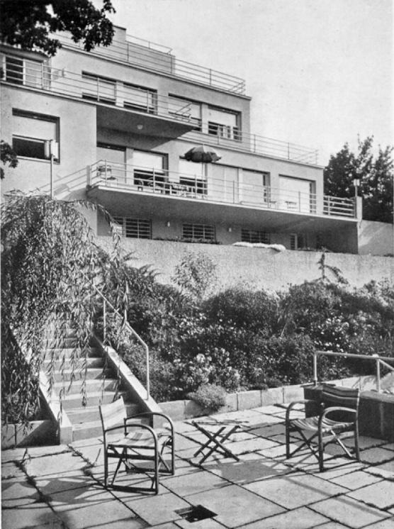 Villa Rezek von der Gartenseite aus gesehen, Wien 1936